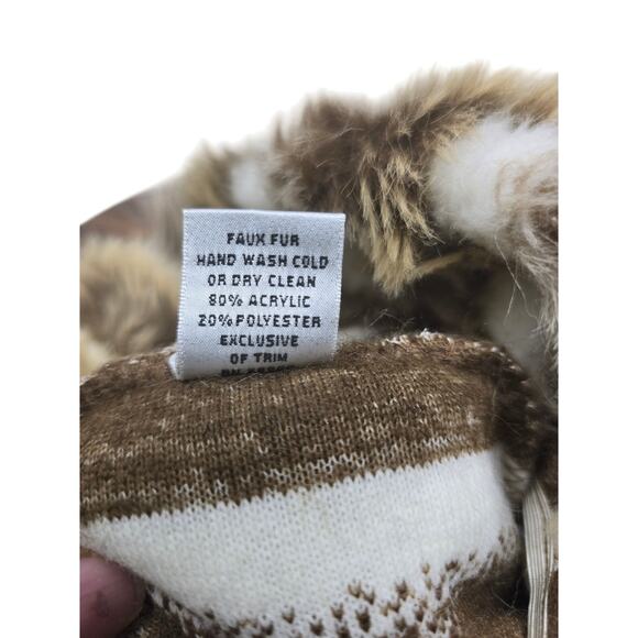 Preston & York Made in Canada  Brown White Faux Fur Warm Bucket Hat - Picture 7 of 7
